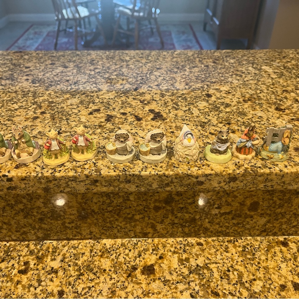 Lenox Vintage Beatrix Potter Thimbles 1996 Lot 10 Mouse Bunnies Badger Pig